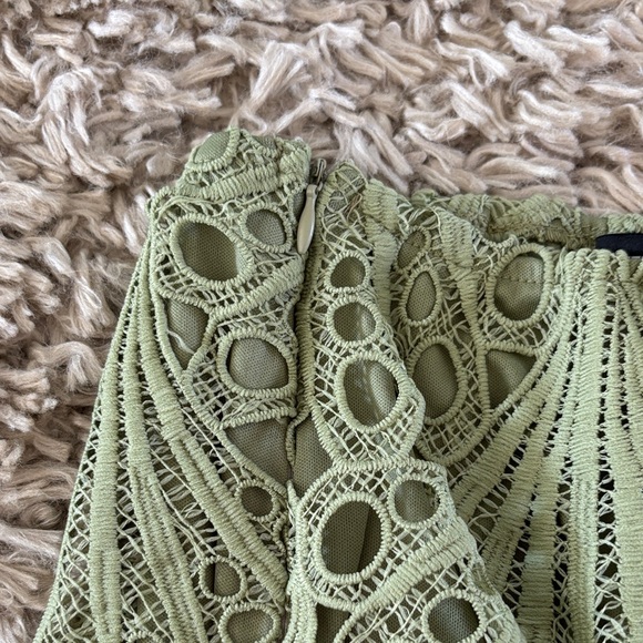 PrettyLittleThing Lace Skirt - Picture 6 of 11